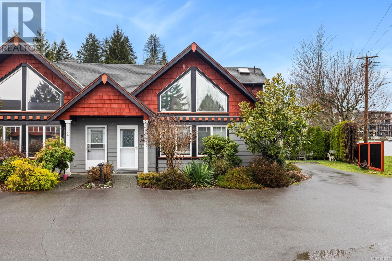 1 3252 Cowichan Lake Rd Property Photo