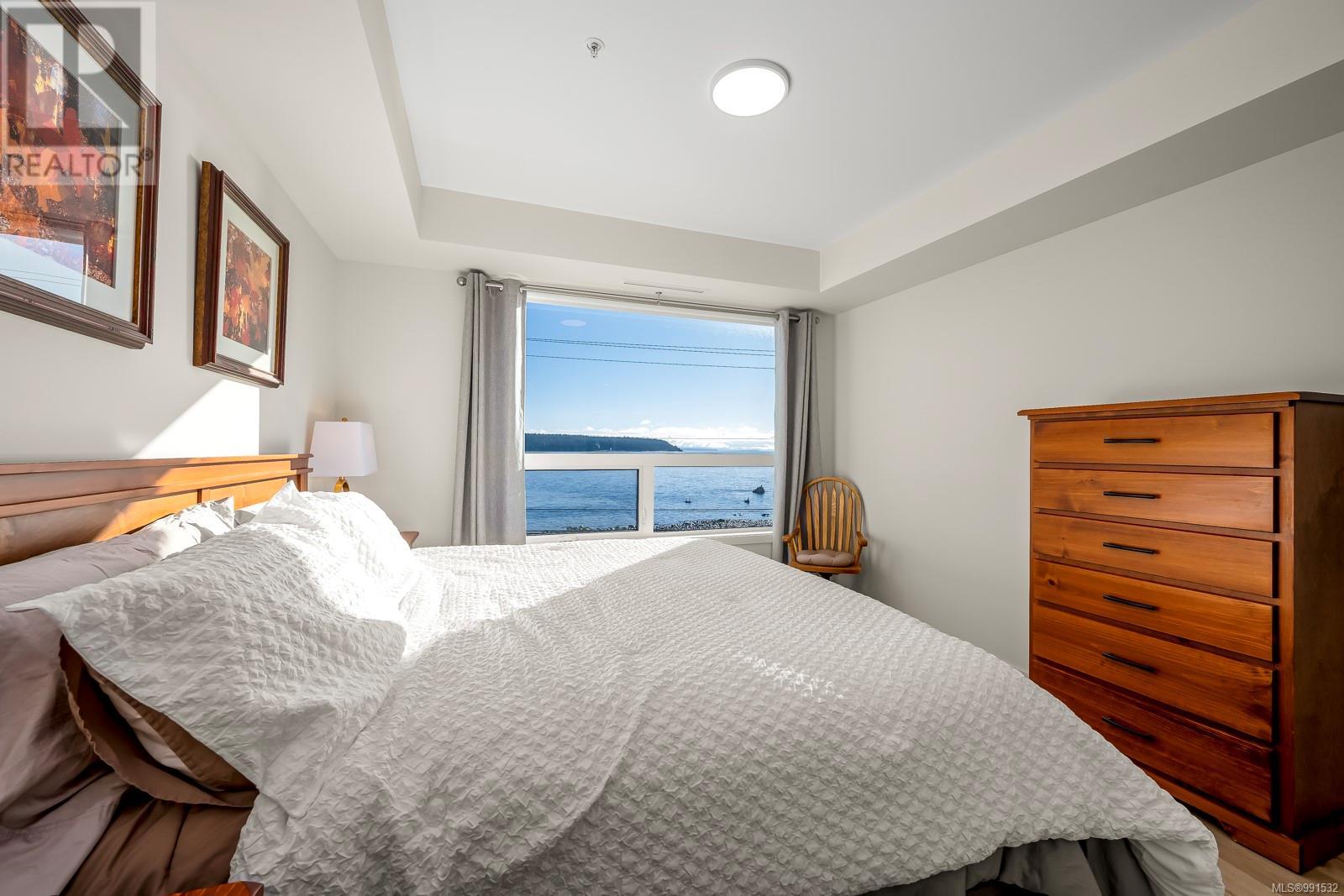 536 Island Highway #301 Property Photo 24