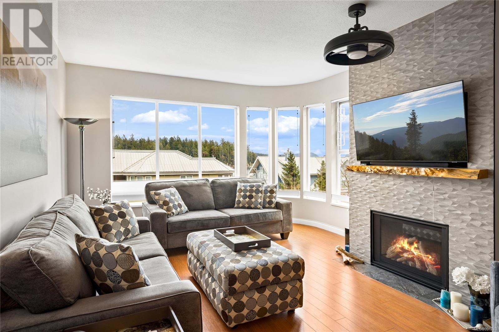 Channel View Real Estate Listings Main Image