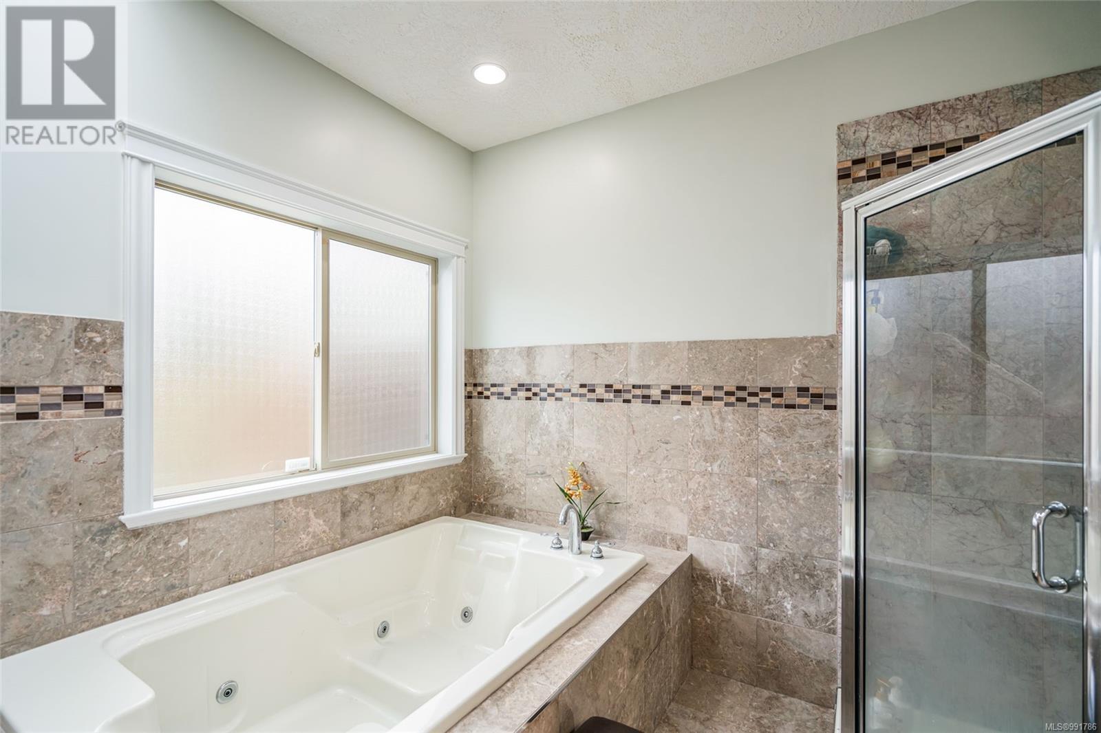 6448 Peregrine Rd Property Photo 37