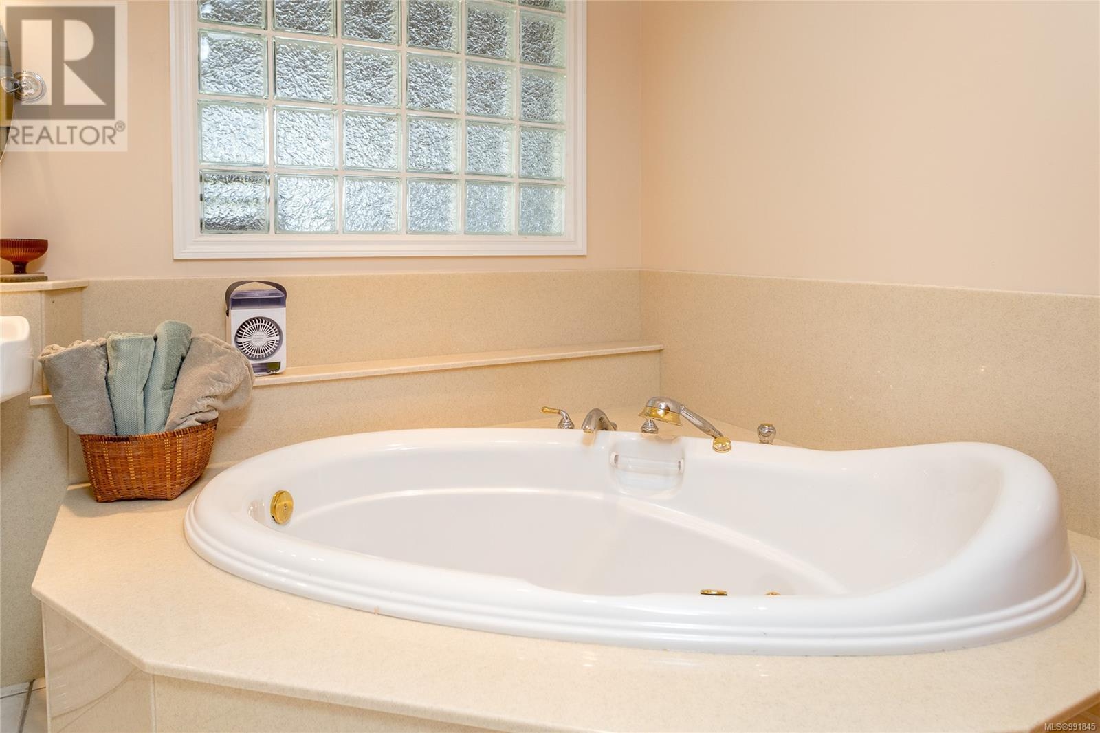 2304 Hazelton Pl Property Photo 36