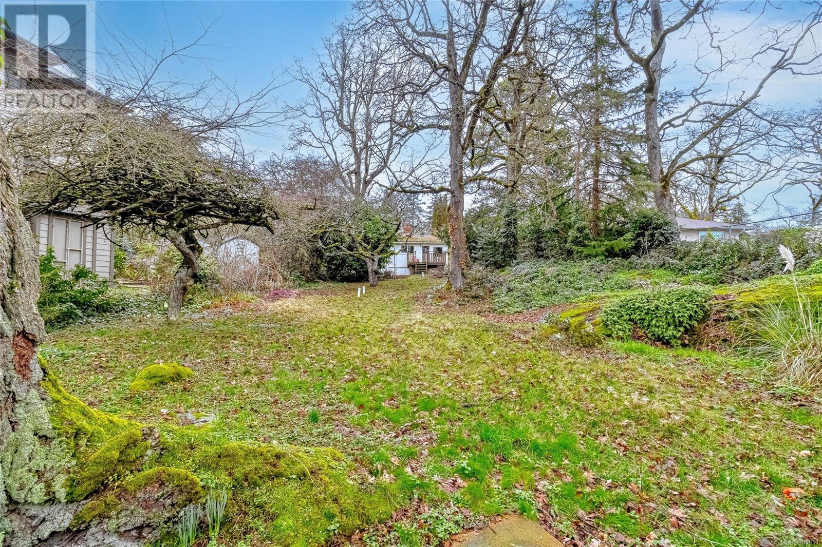 Lot N Burnside Rd W Property Photo 8