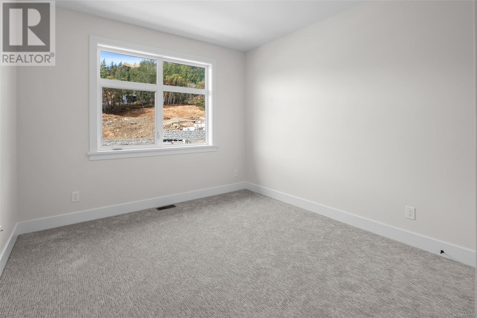 1548 Marble Pl Property Photo 27