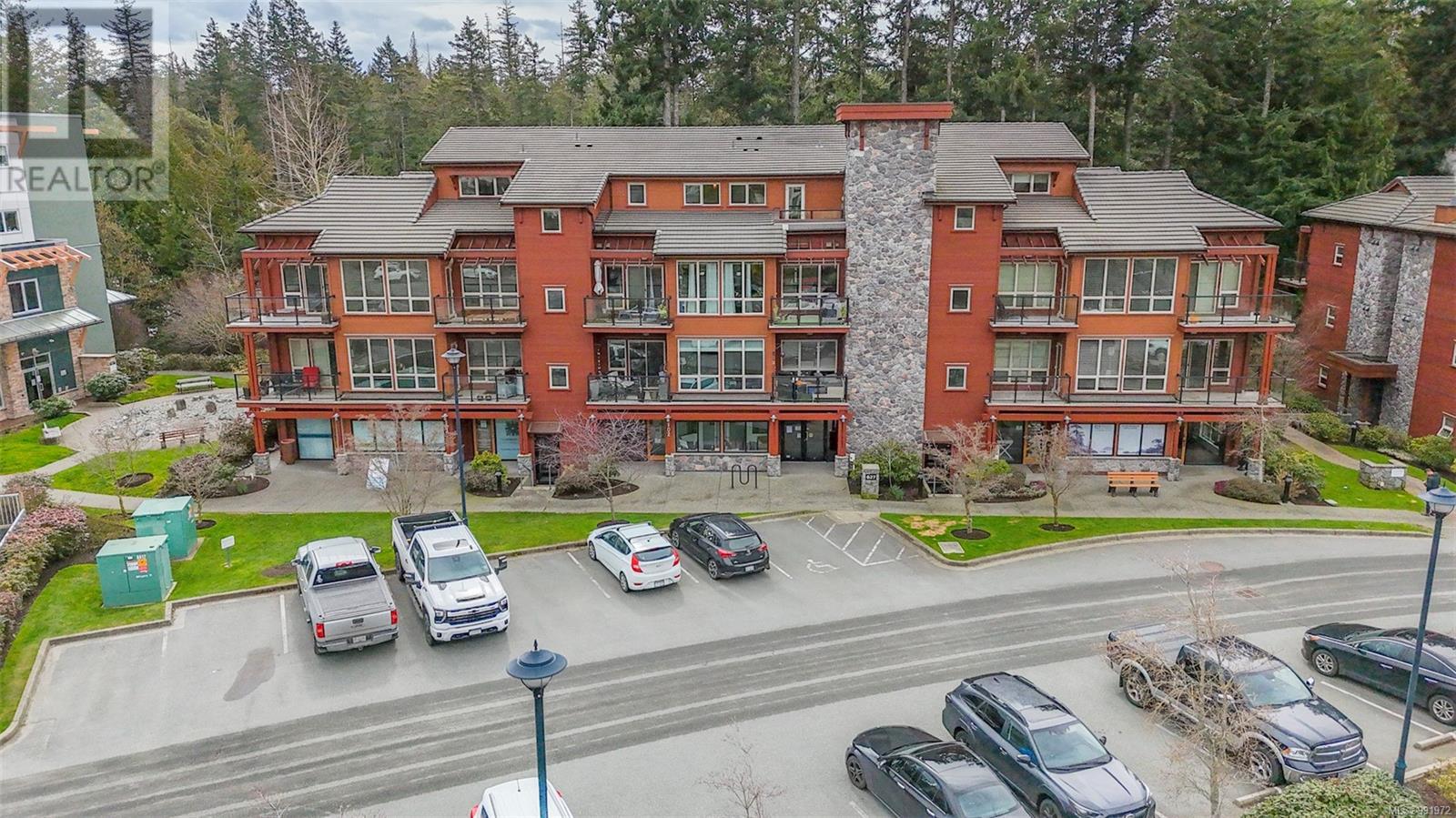Colwood Real Estate Listings Main Image