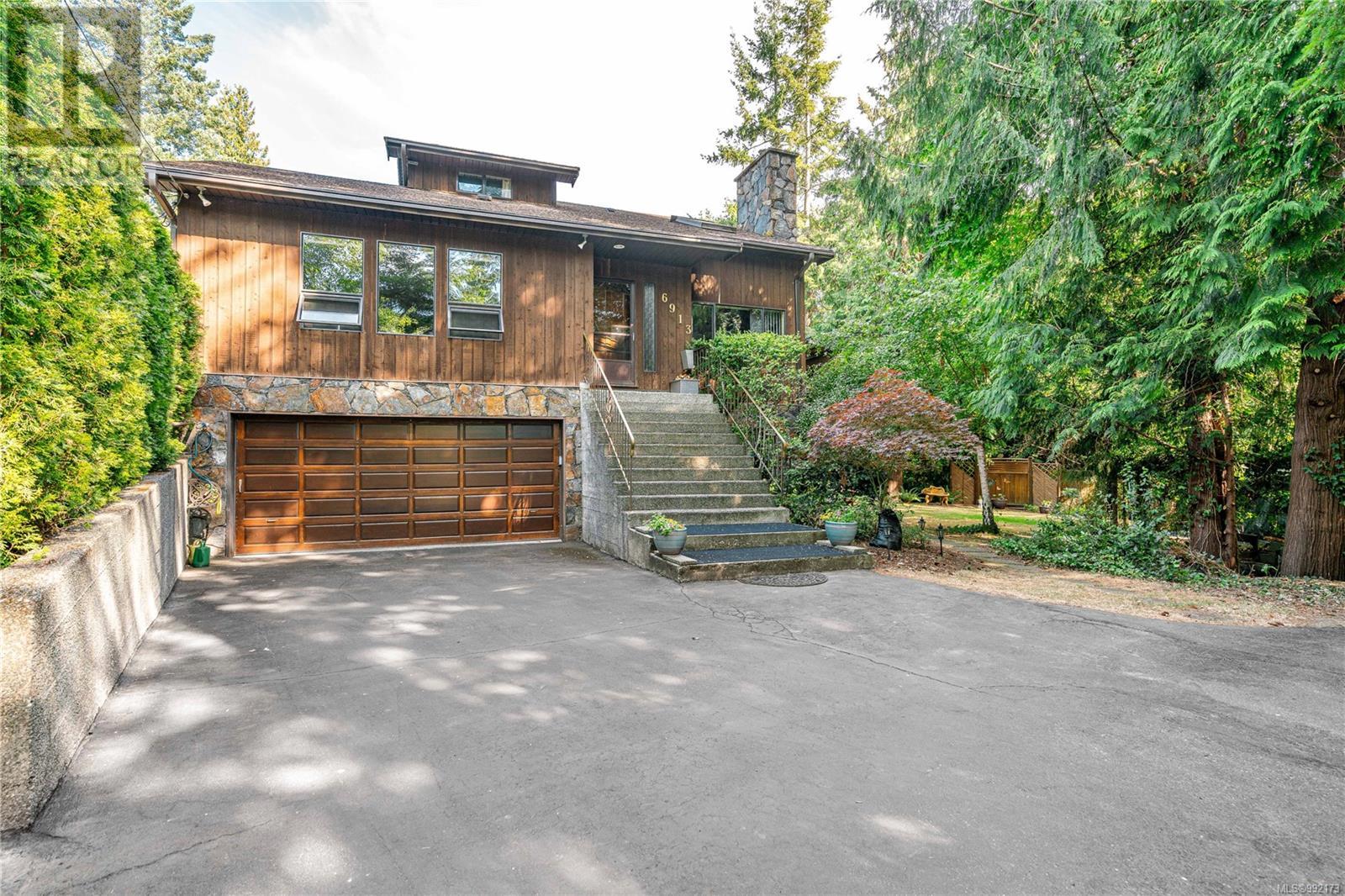 6913 Hagan Rd Property Photo