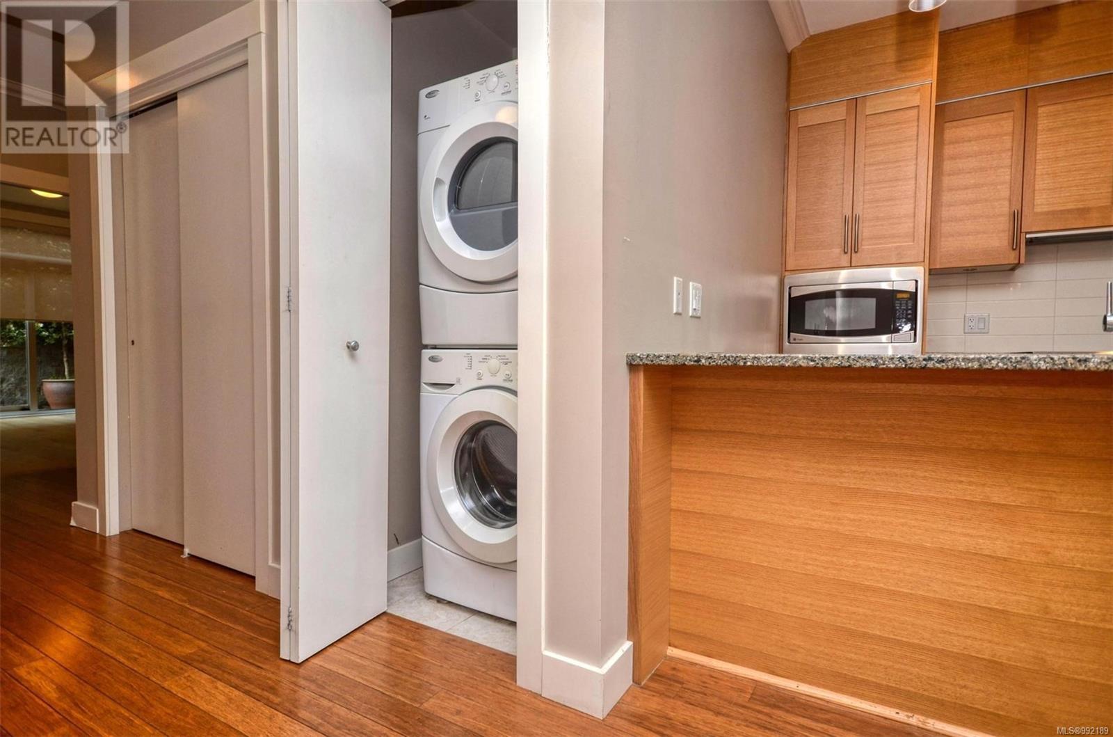 102 9820 Seaport Pl Property Photo 14