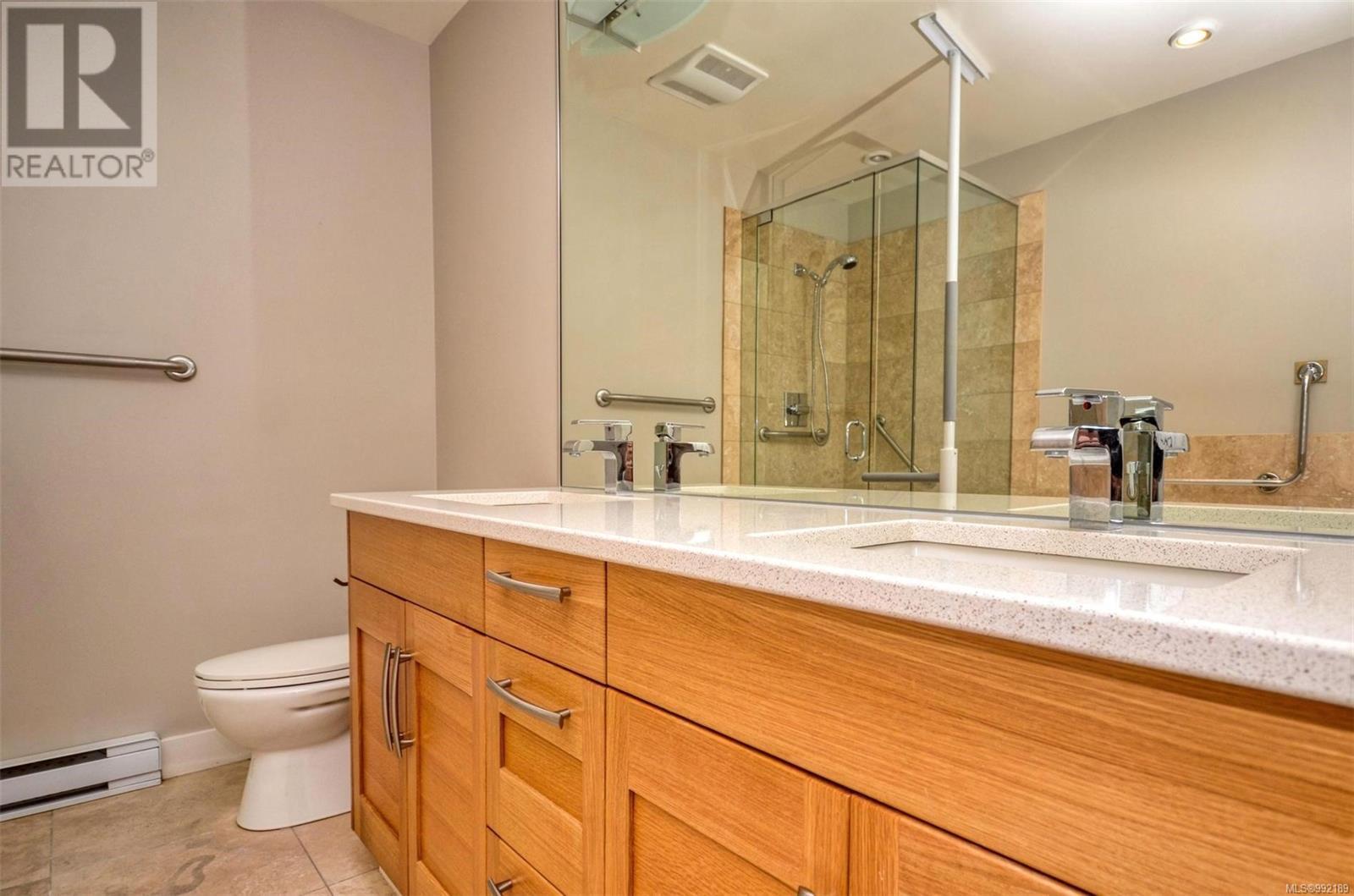 102 9820 Seaport Pl Property Photo 23