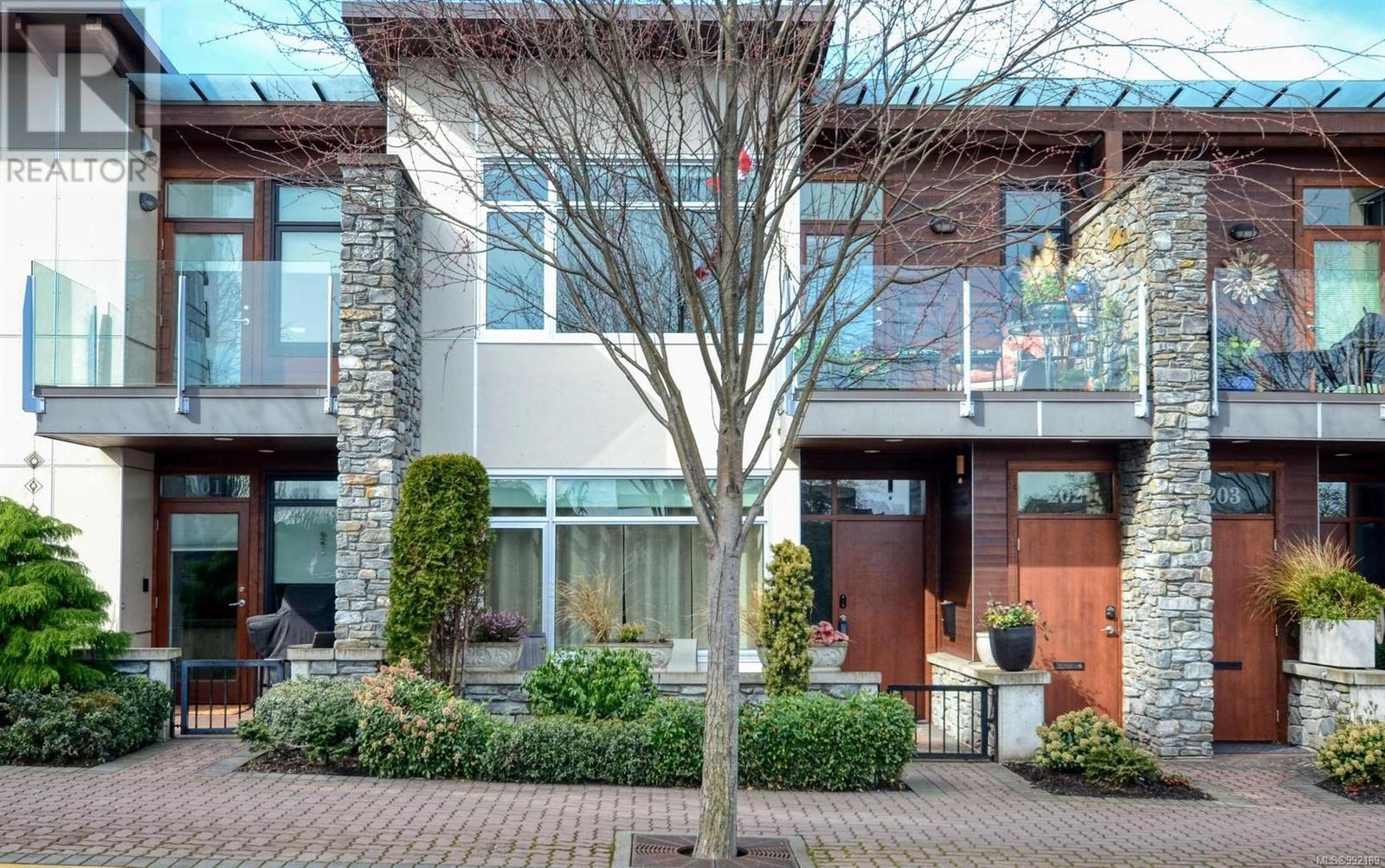 102 9820 Seaport Pl Property Photo 30