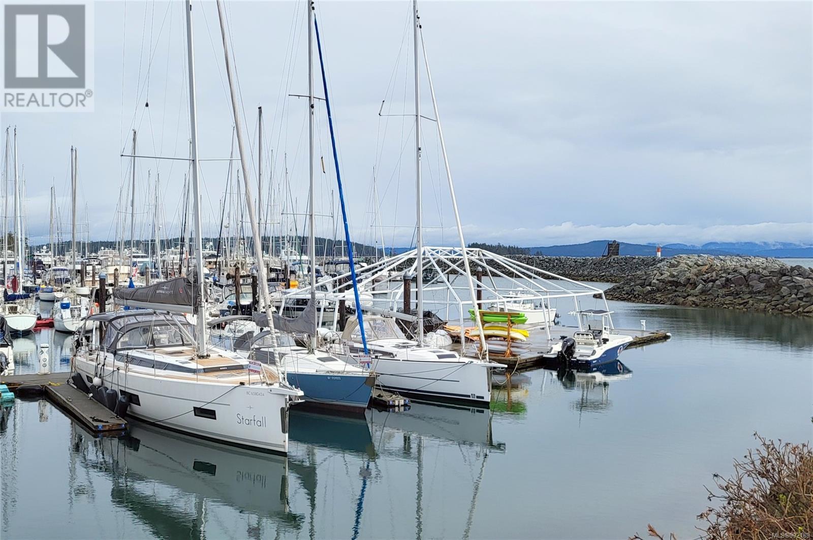 102 9820 Seaport Pl Property Photo 32