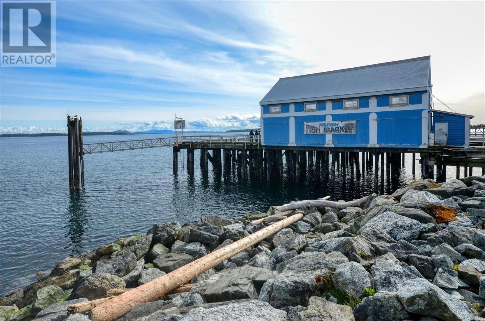 102 9820 Seaport Pl Property Photo 36