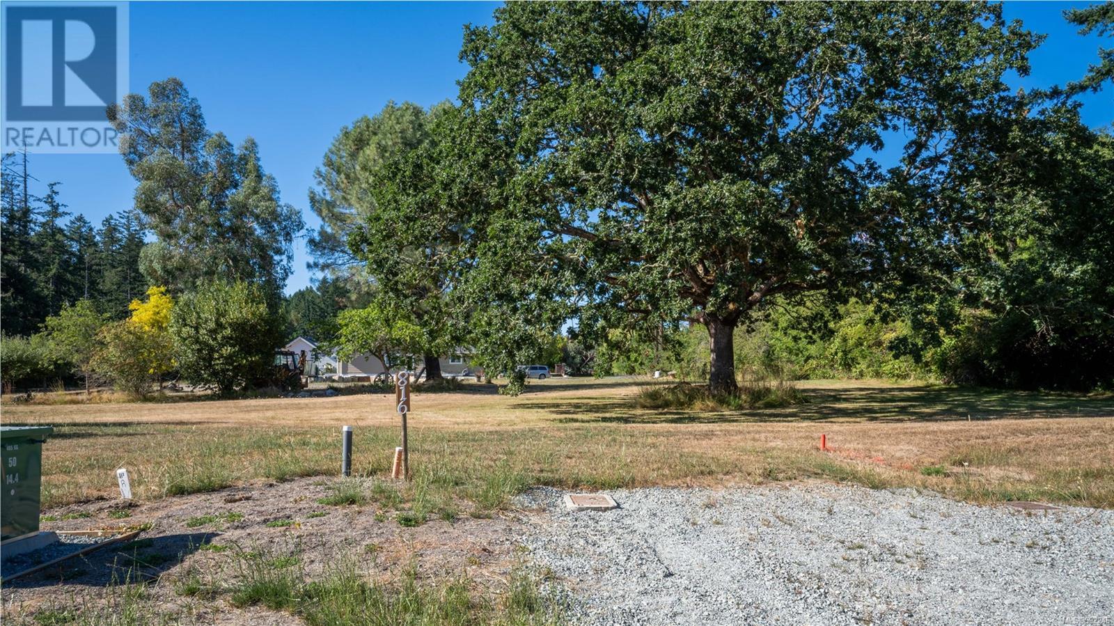 816 Birch Rd Property Photo 5