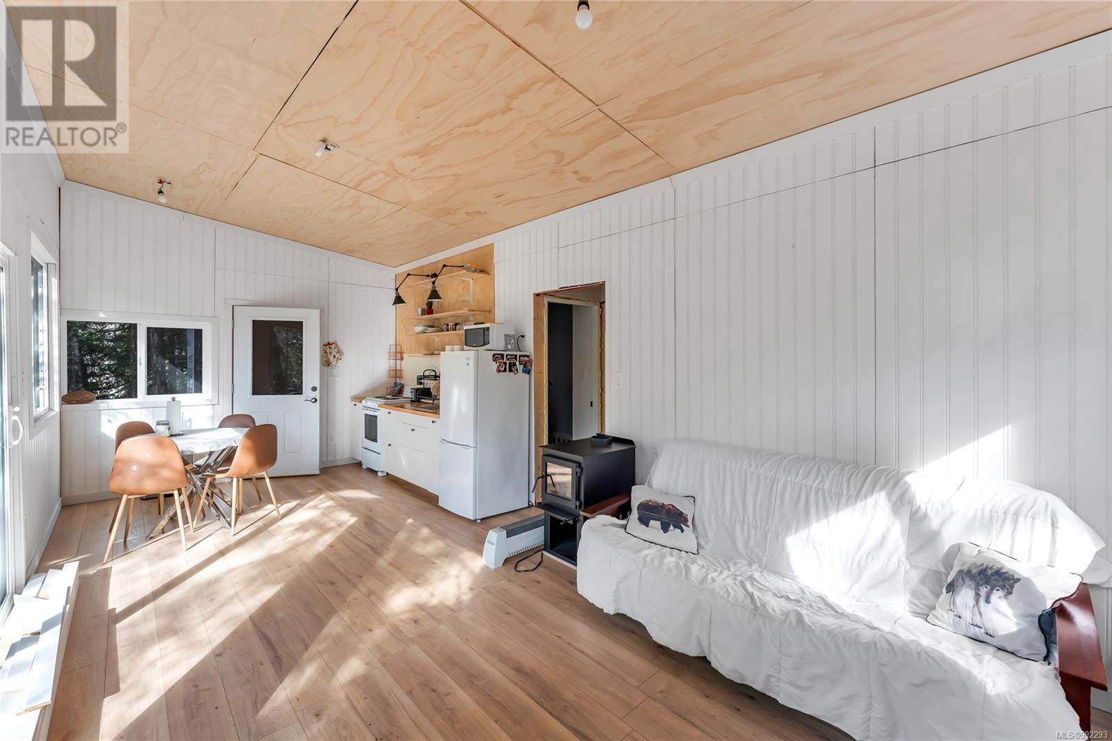 5595 East Sooke Rd Property Photo 18