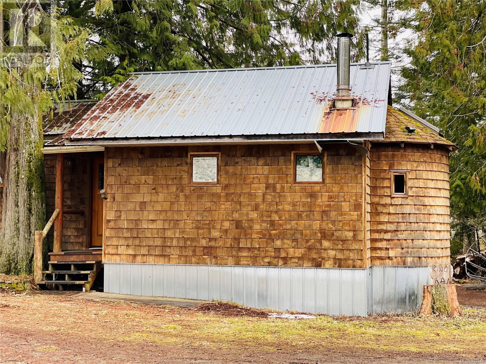 6687 Mclean Rd Property Photo 4