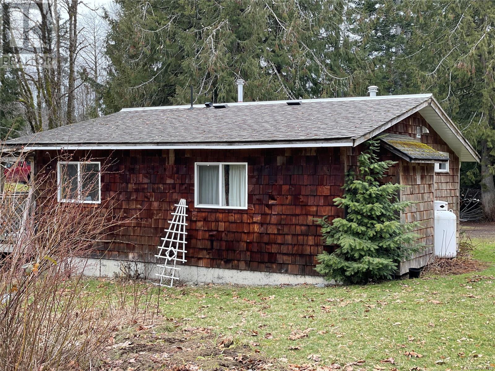 6687 Mclean Rd Property Photo 7
