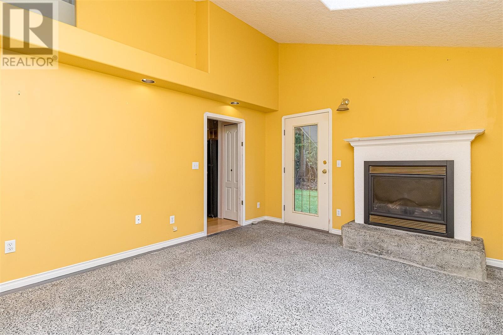 6687 Mclean Rd Property Photo 11