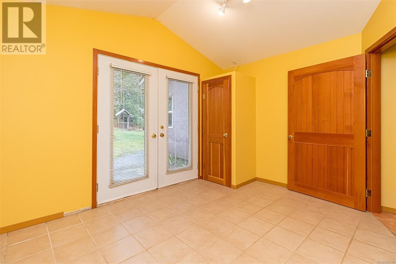 6687 Mclean Rd Property Photo 28