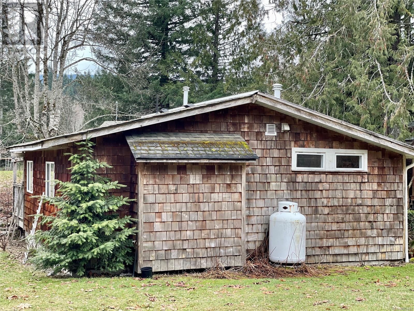 6687 Mclean Rd Property Photo 36