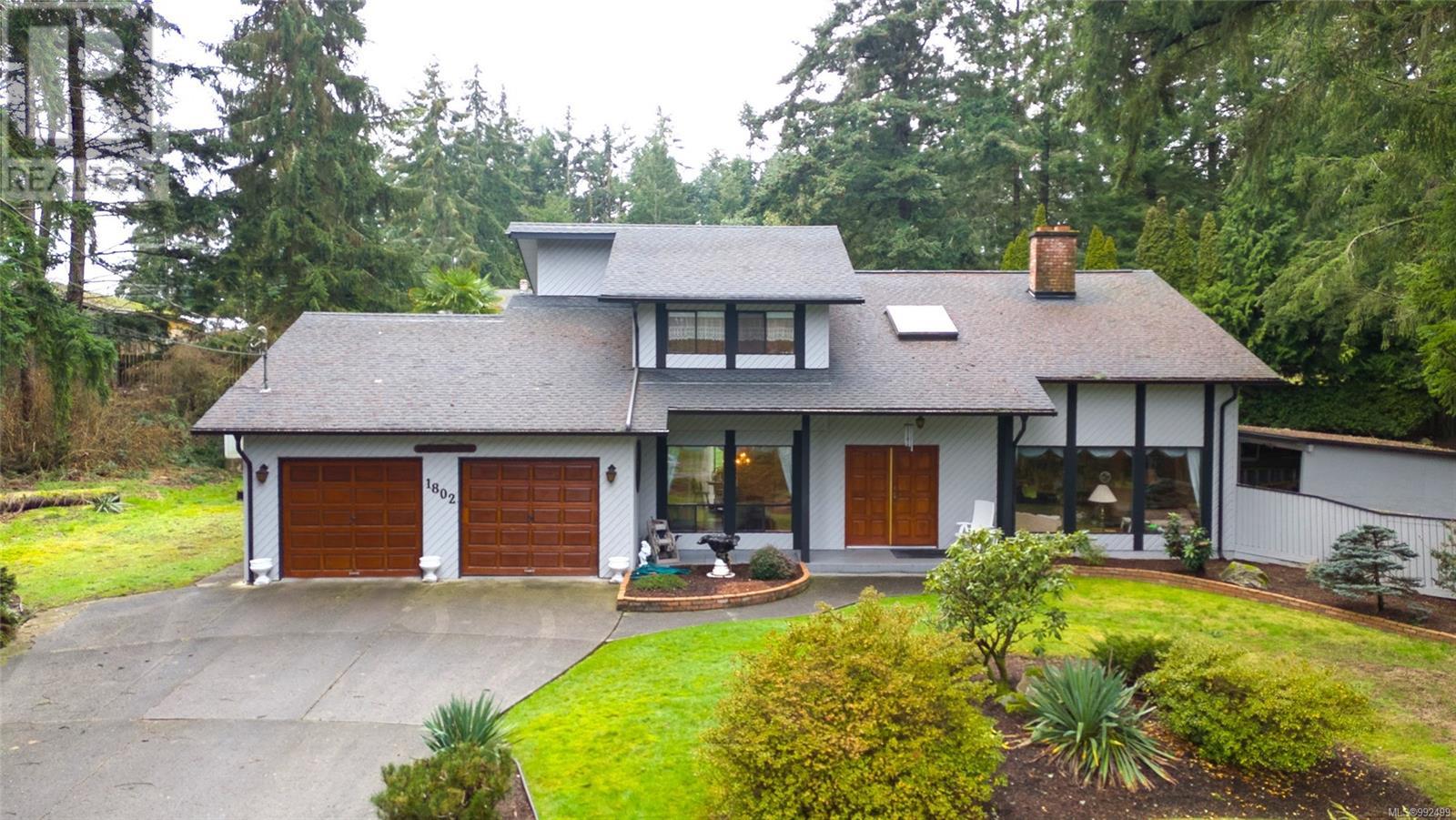 1802 Amelia Cres Property Photo