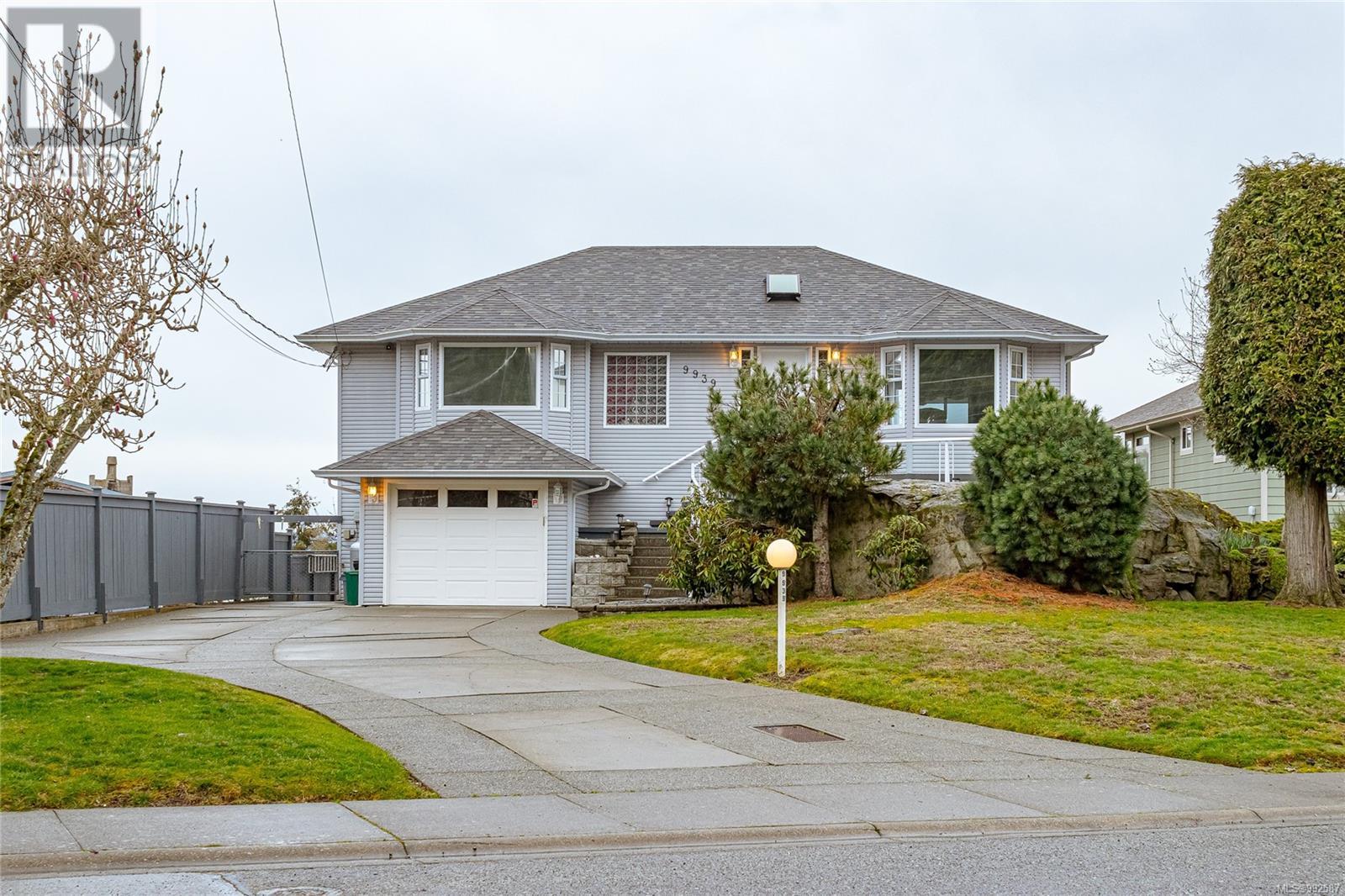 9939 Echo Hts Property Photo
