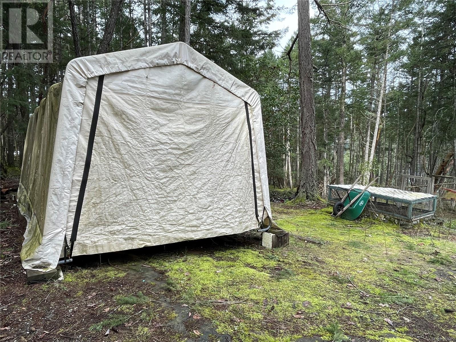 299 Coho Blvd Property Photo 7