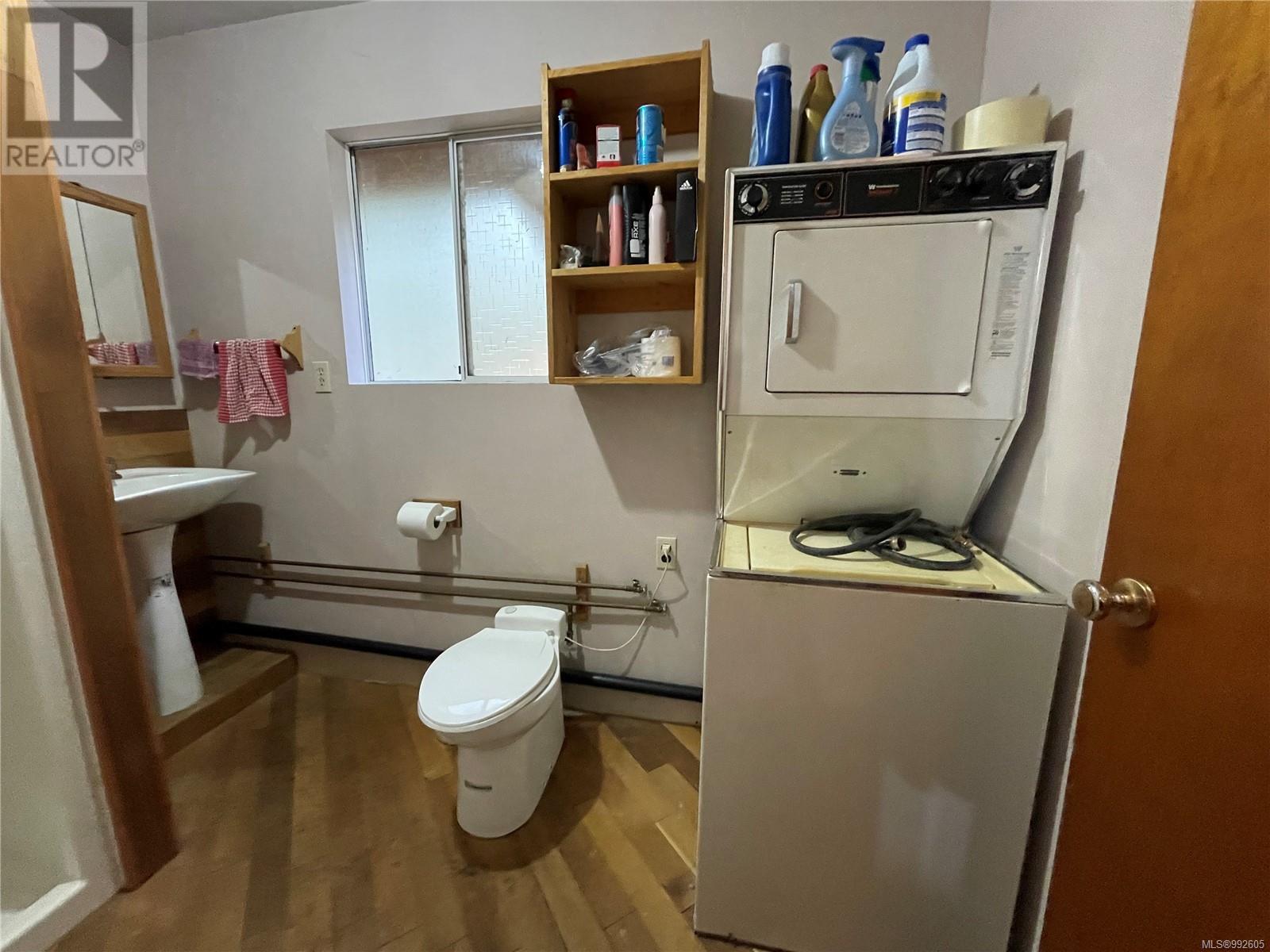 299 Coho Blvd Property Photo 24