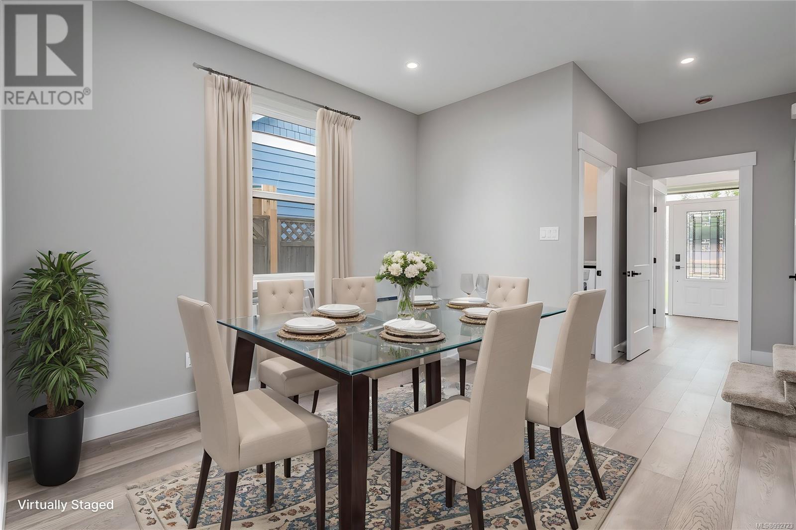 635 5th Street Property Photo 4