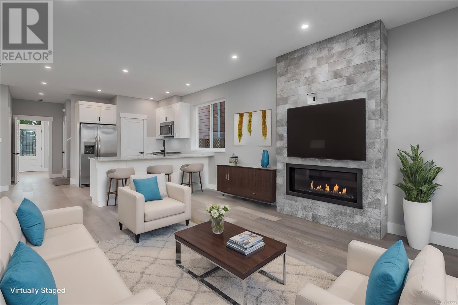 635 5th Street Property Photo 6