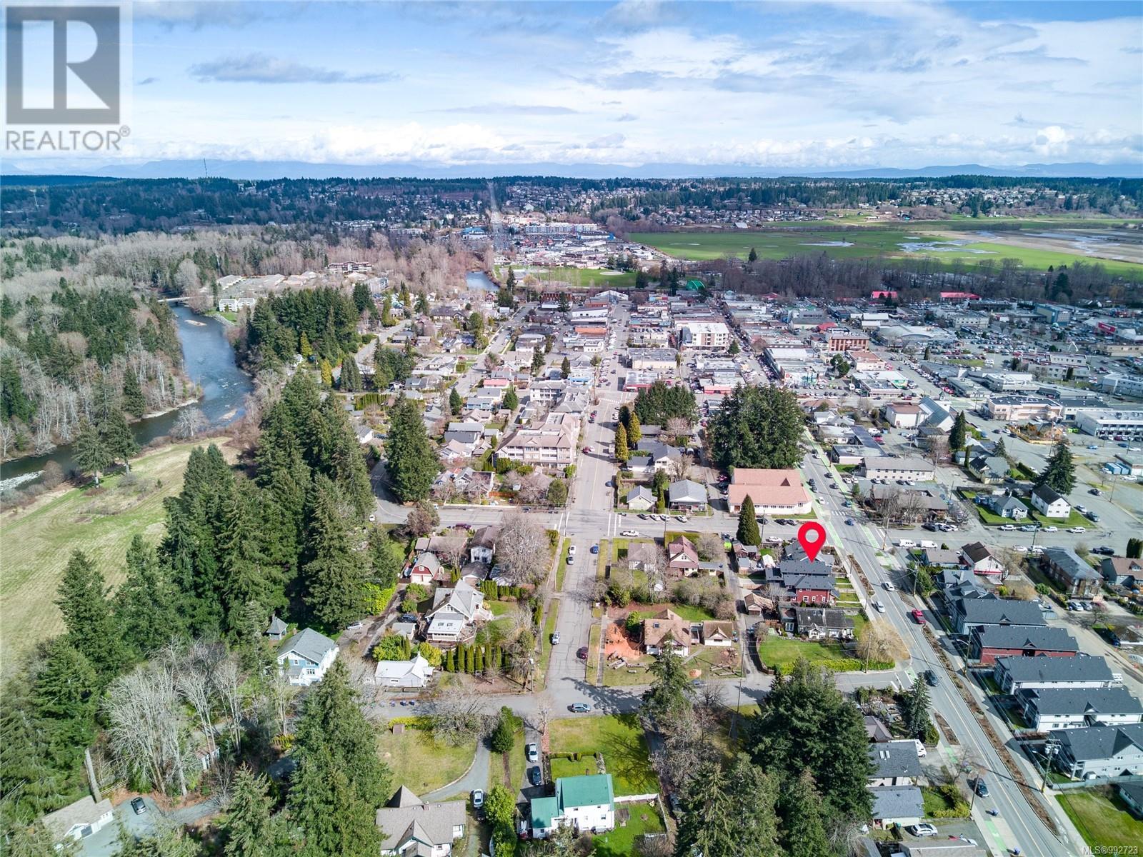 635 5th Street Property Photo 19