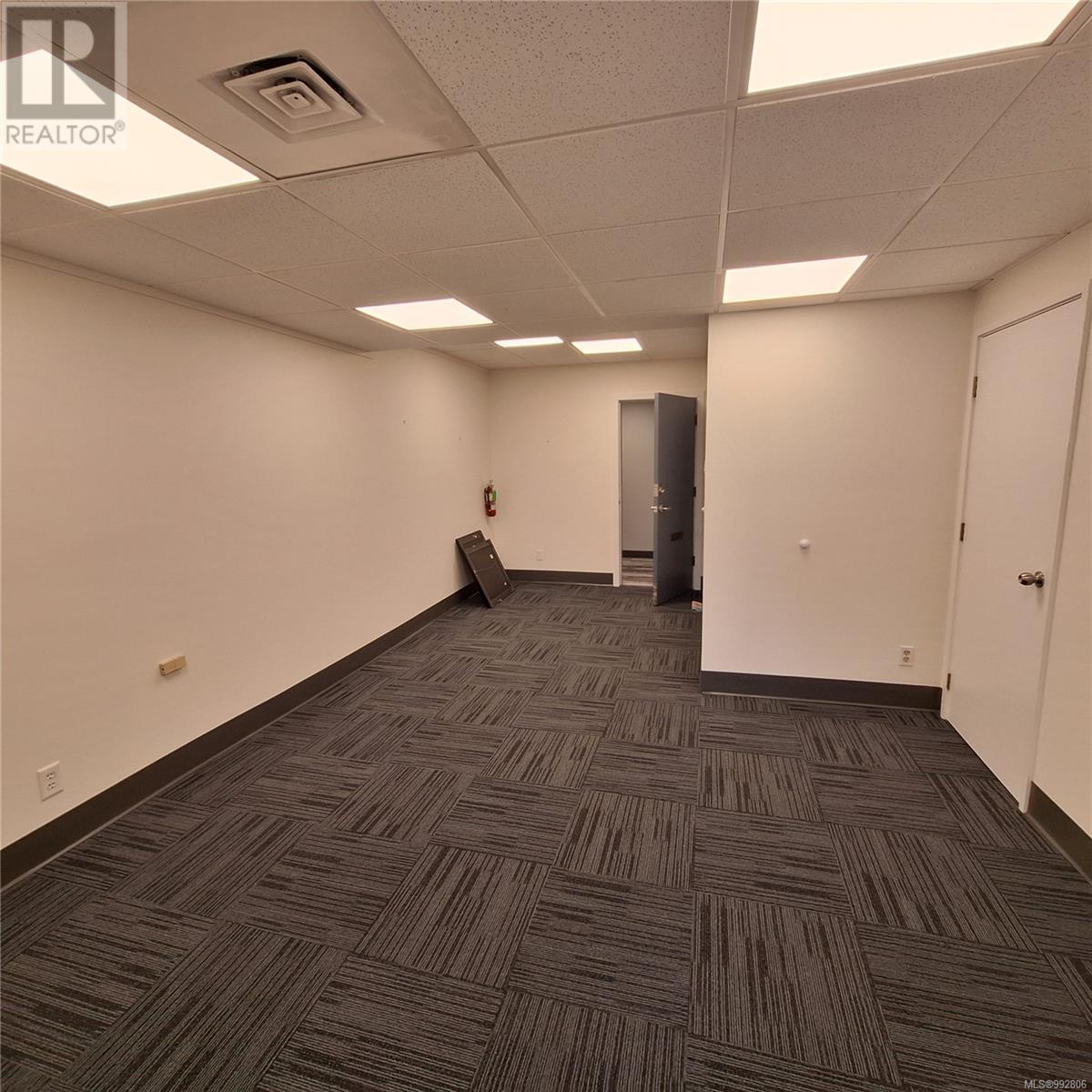 306 235 Bastion St Property Photo 3