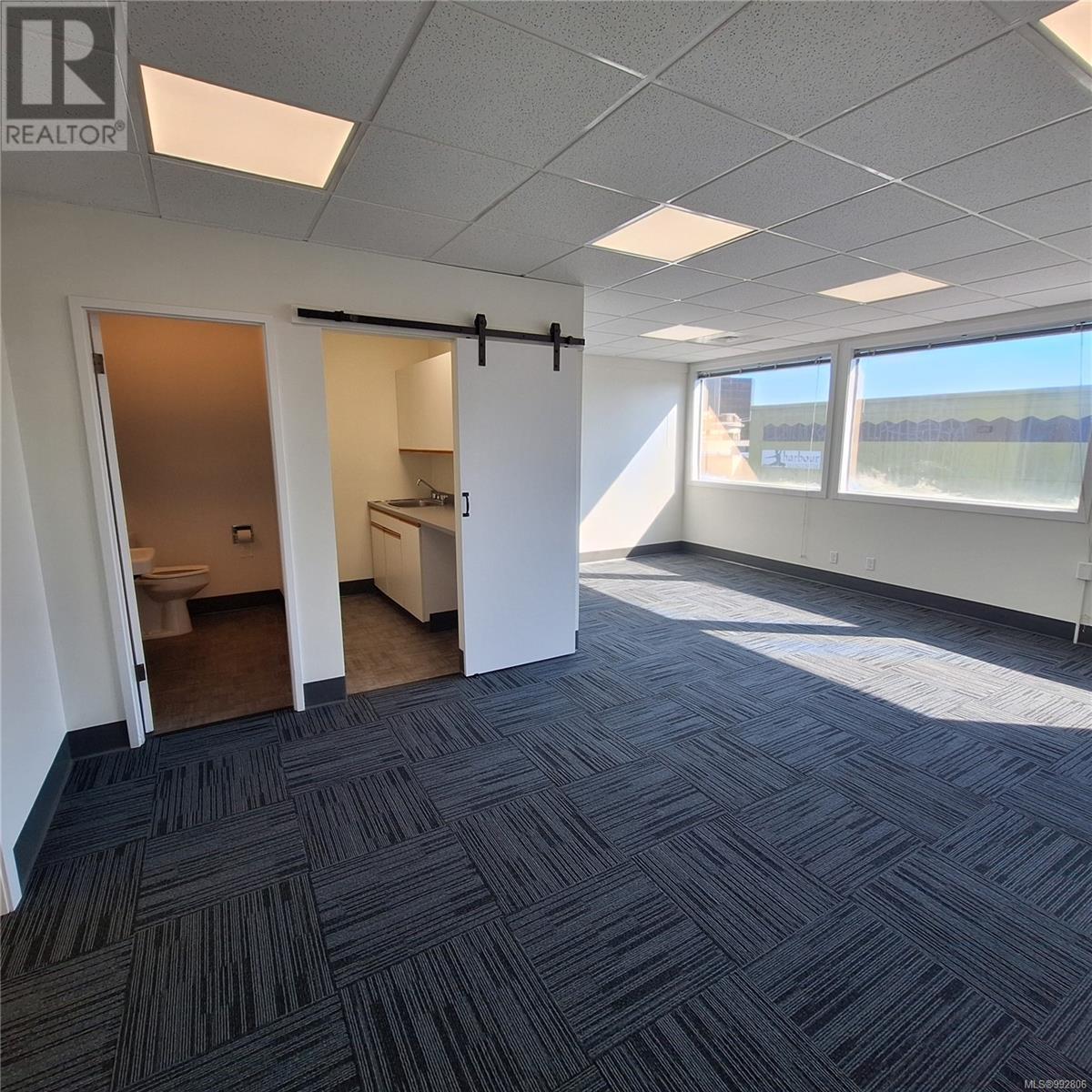 306 235 Bastion St Property Photo 6