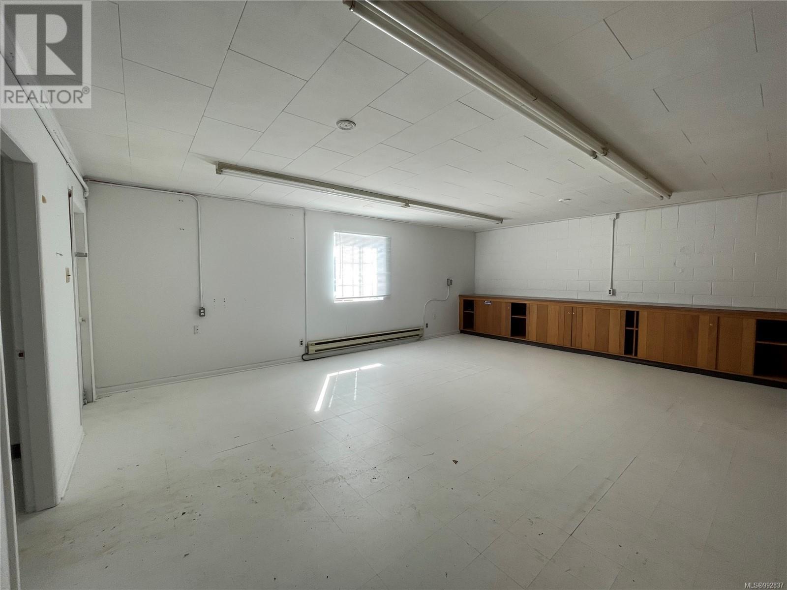 C 4770 Johnston Rd Property Photo 5