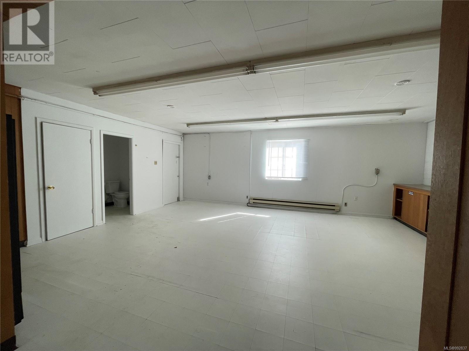 C 4770 Johnston Rd Property Photo 6