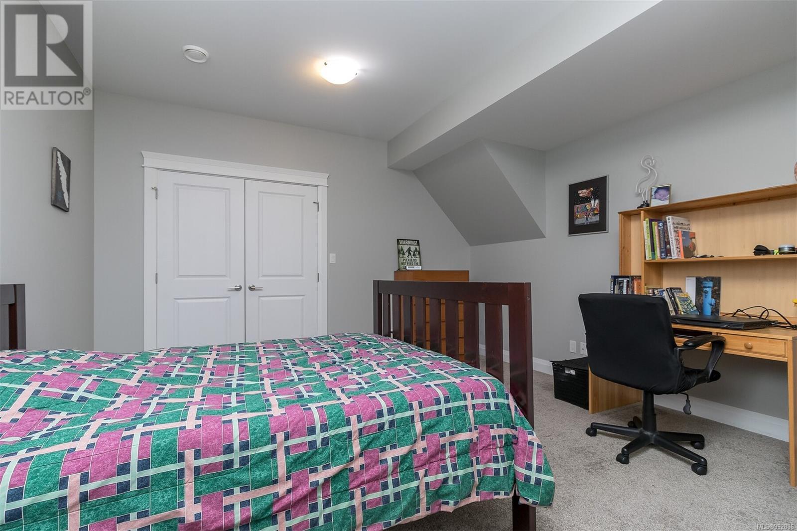 16 1295 Kingsview Rd Property Photo 25