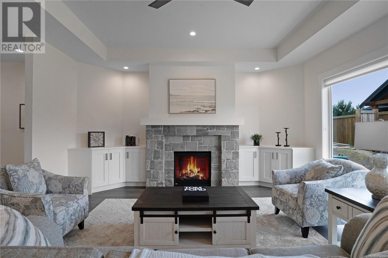 600 Rainbow Way Property Photo 7