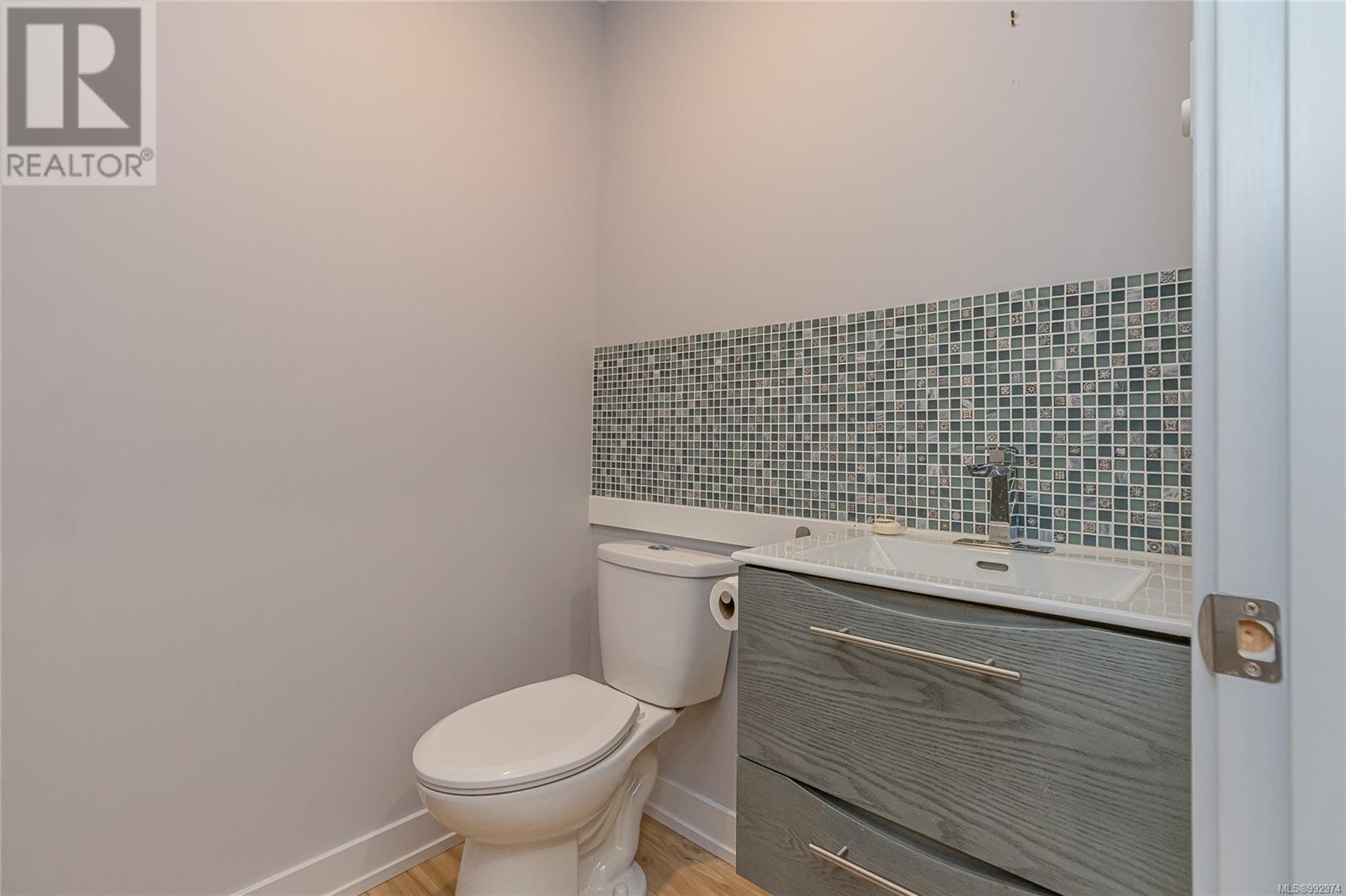 1134 Trans Canada Hwy Property Photo 14