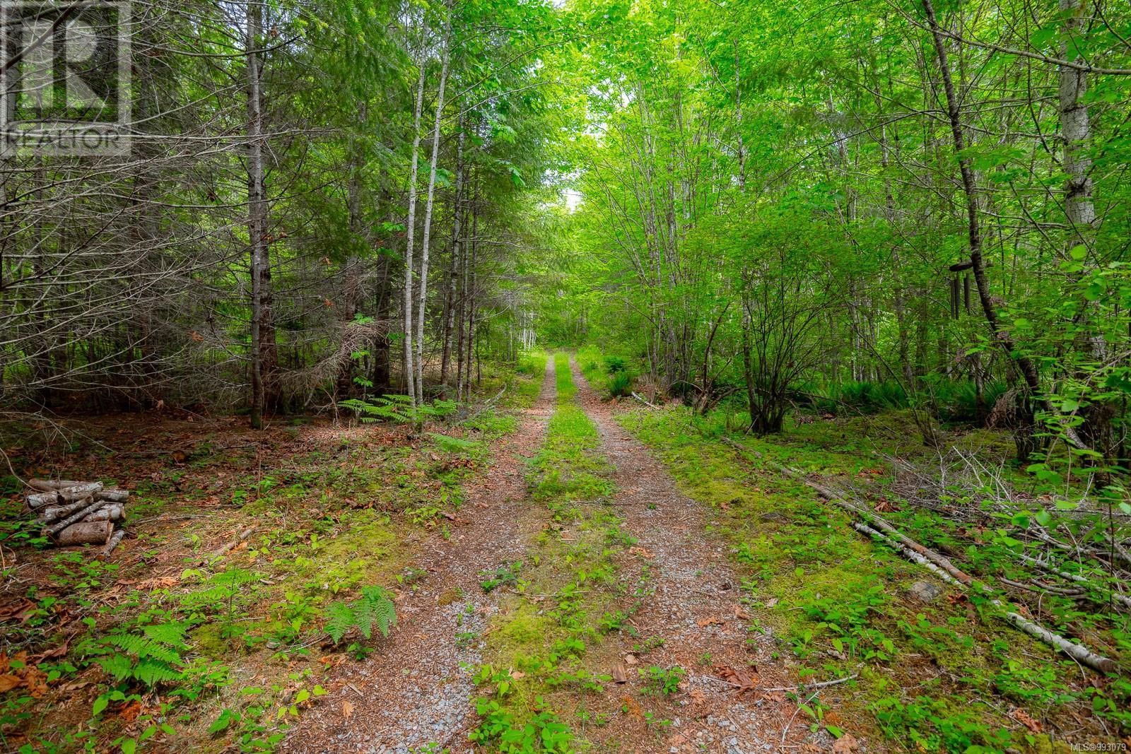 6987 Bainbridge Rd Property Photo 20