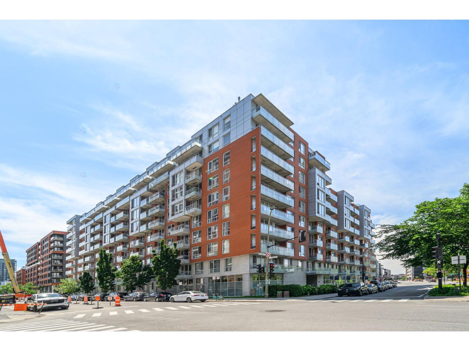950 Rue Notre-dame O., #243 Property Photo 2