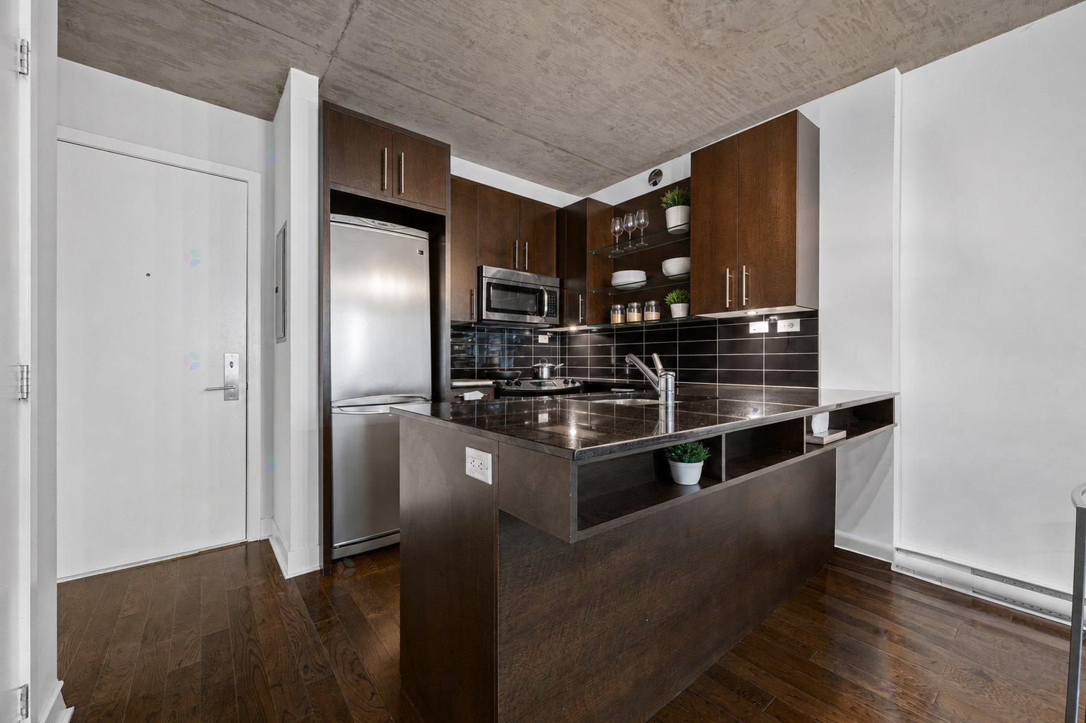 950 Rue Notre-dame O., #243 Property Photo 8