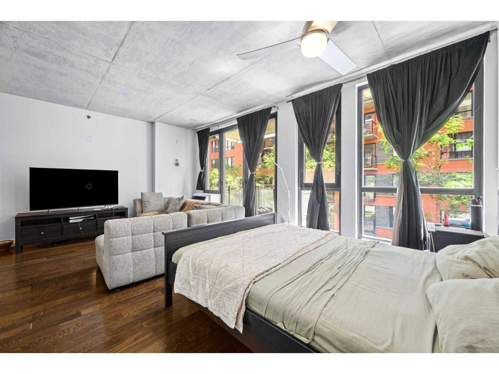 950 Rue Notre-dame O., #243 Property Photo 13