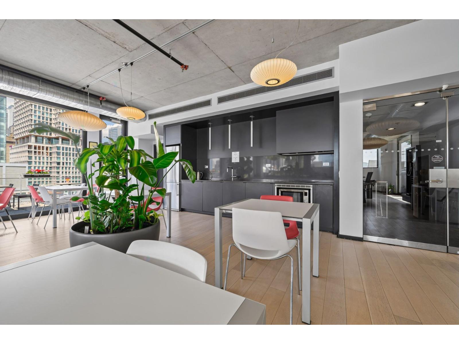 950 Rue Notre-dame O., #243 Property Photo 19