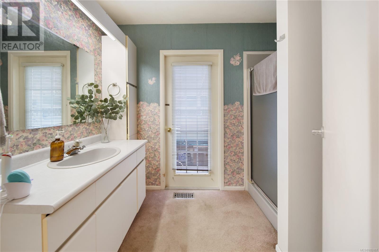 4284 Scott St Property Photo 27