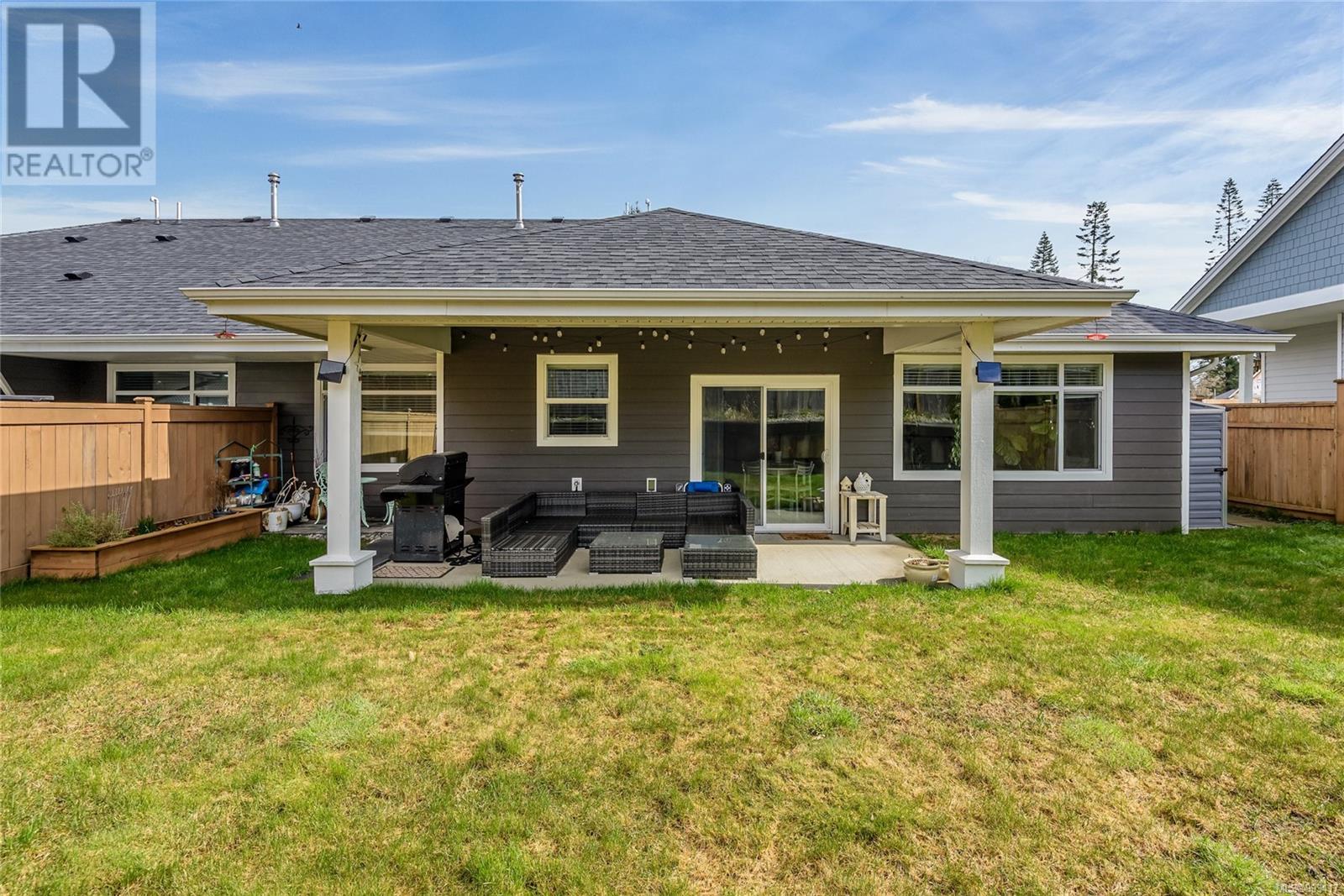 2 1580 Glen Eagle Dr Property Photo 28