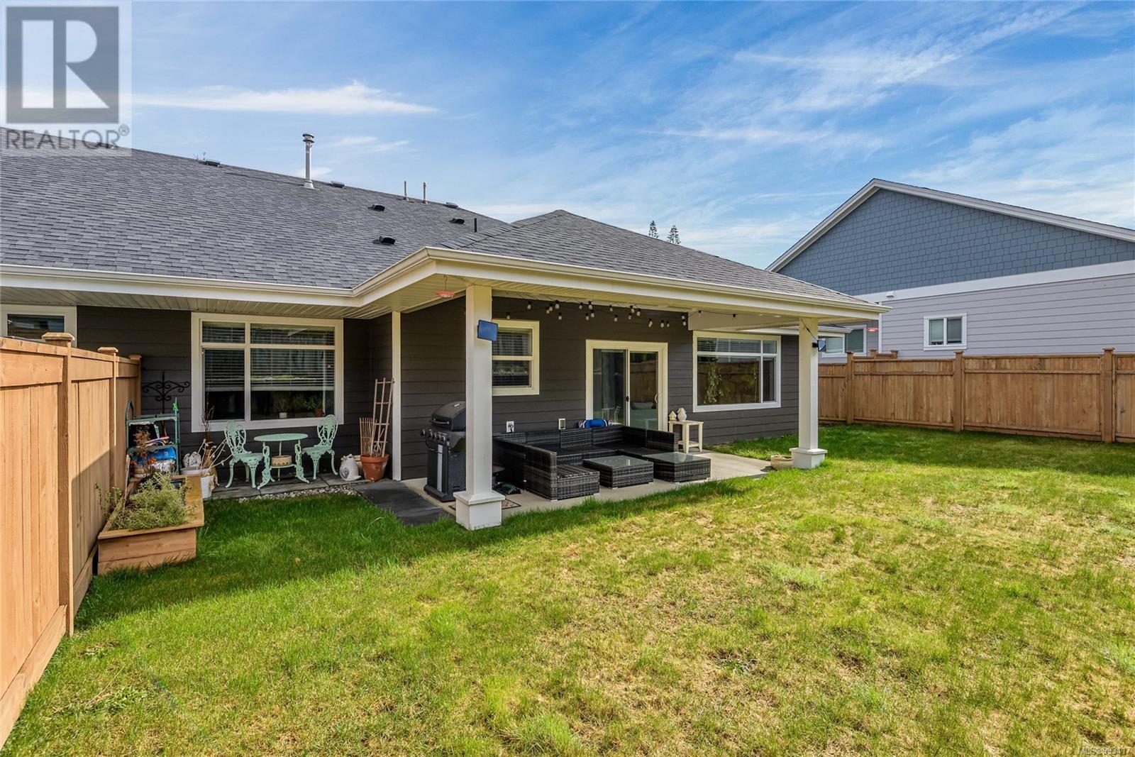 2 1580 Glen Eagle Dr Property Photo 29
