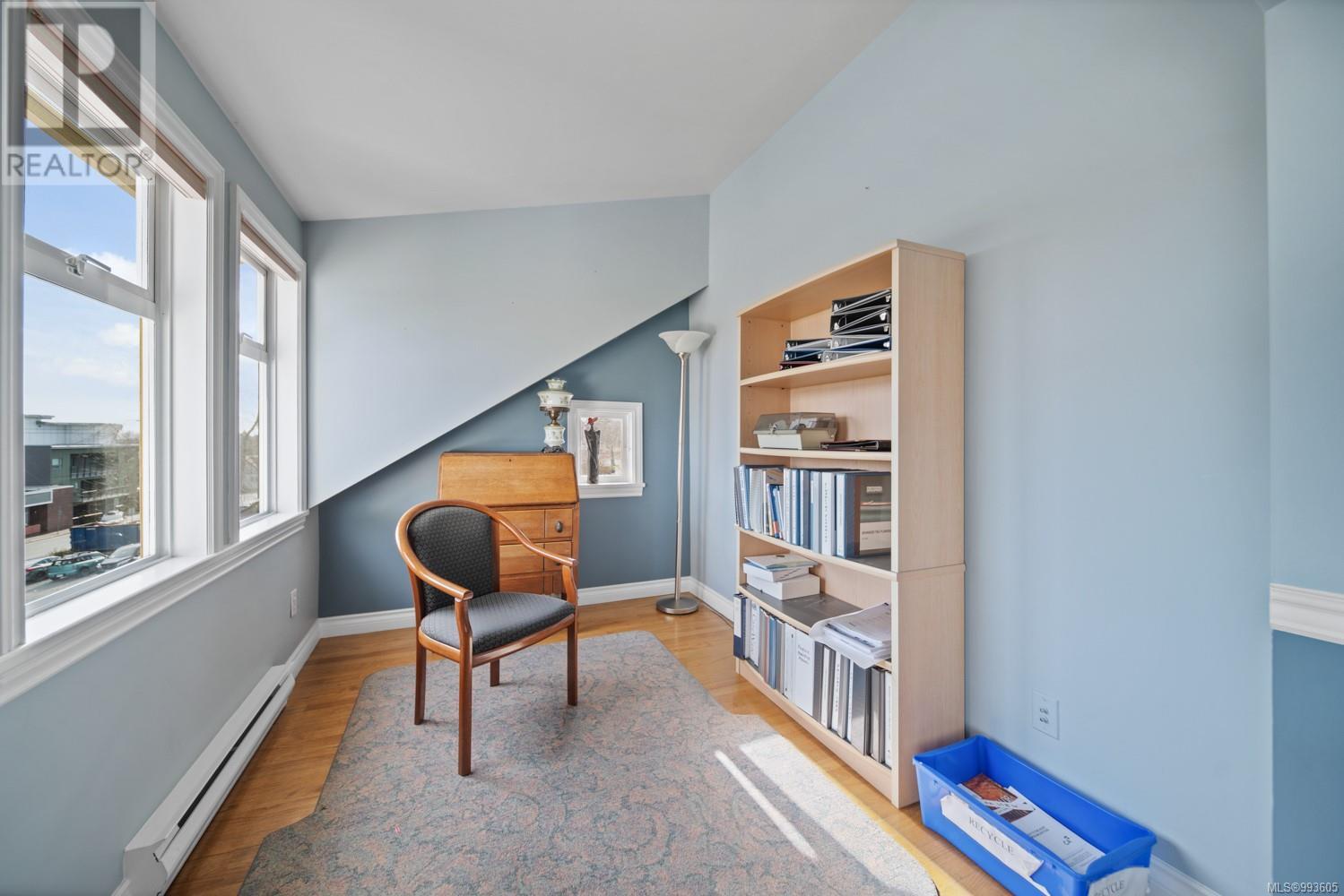 348 Wesley St Property Photo 19