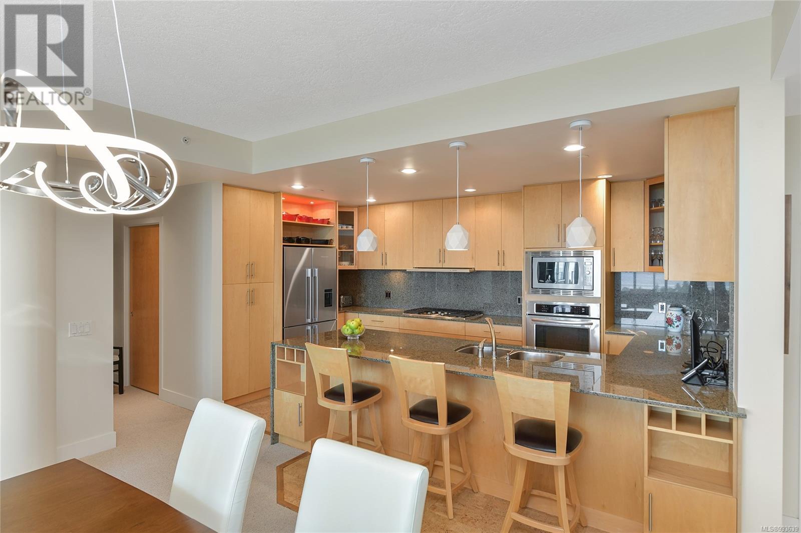 502 748 Sayward Hill Terr Property Photo 14