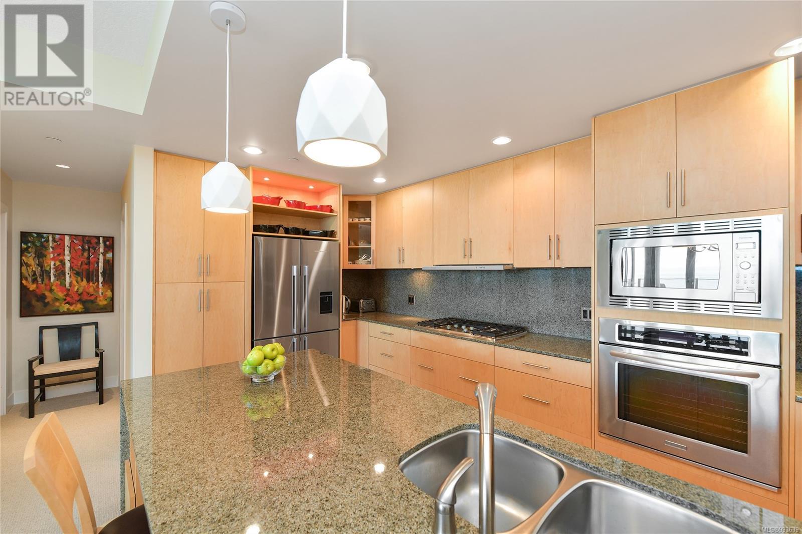 502 748 Sayward Hill Terr Property Photo 19