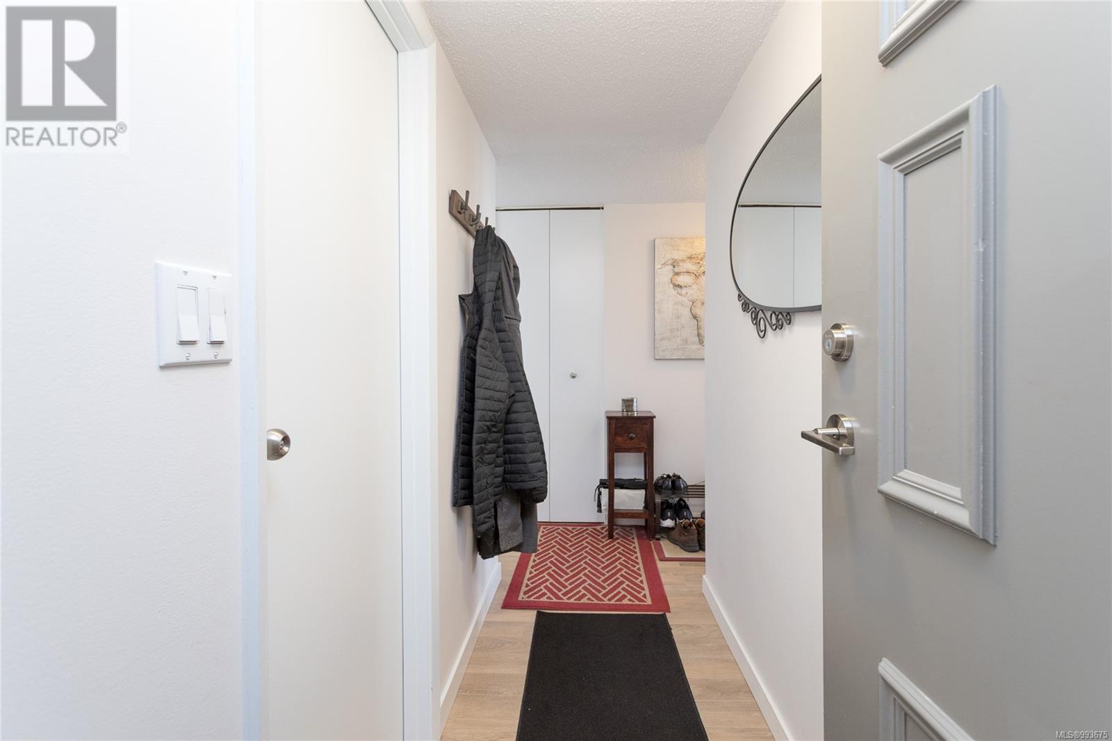 1202 327 Maitland St Property Photo 5