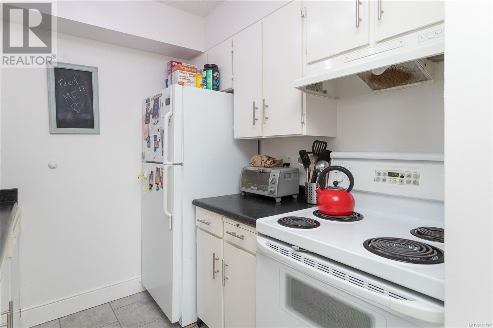 1202 327 Maitland St Property Photo 15