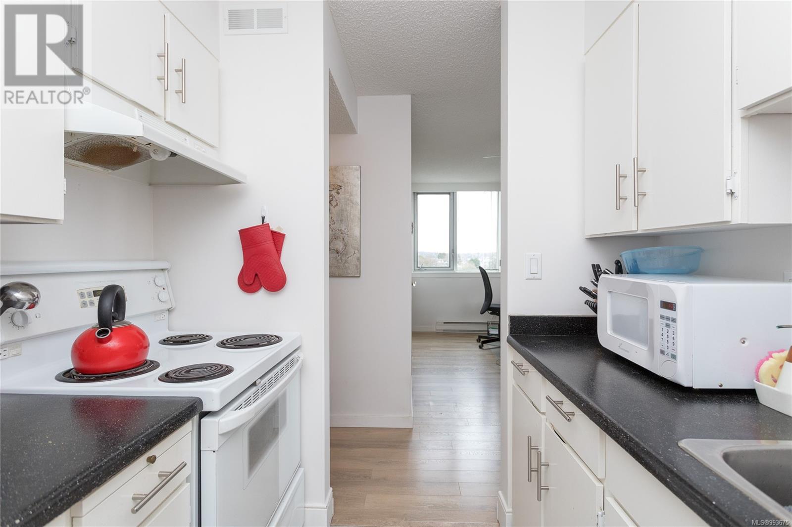 1202 327 Maitland St Property Photo 16
