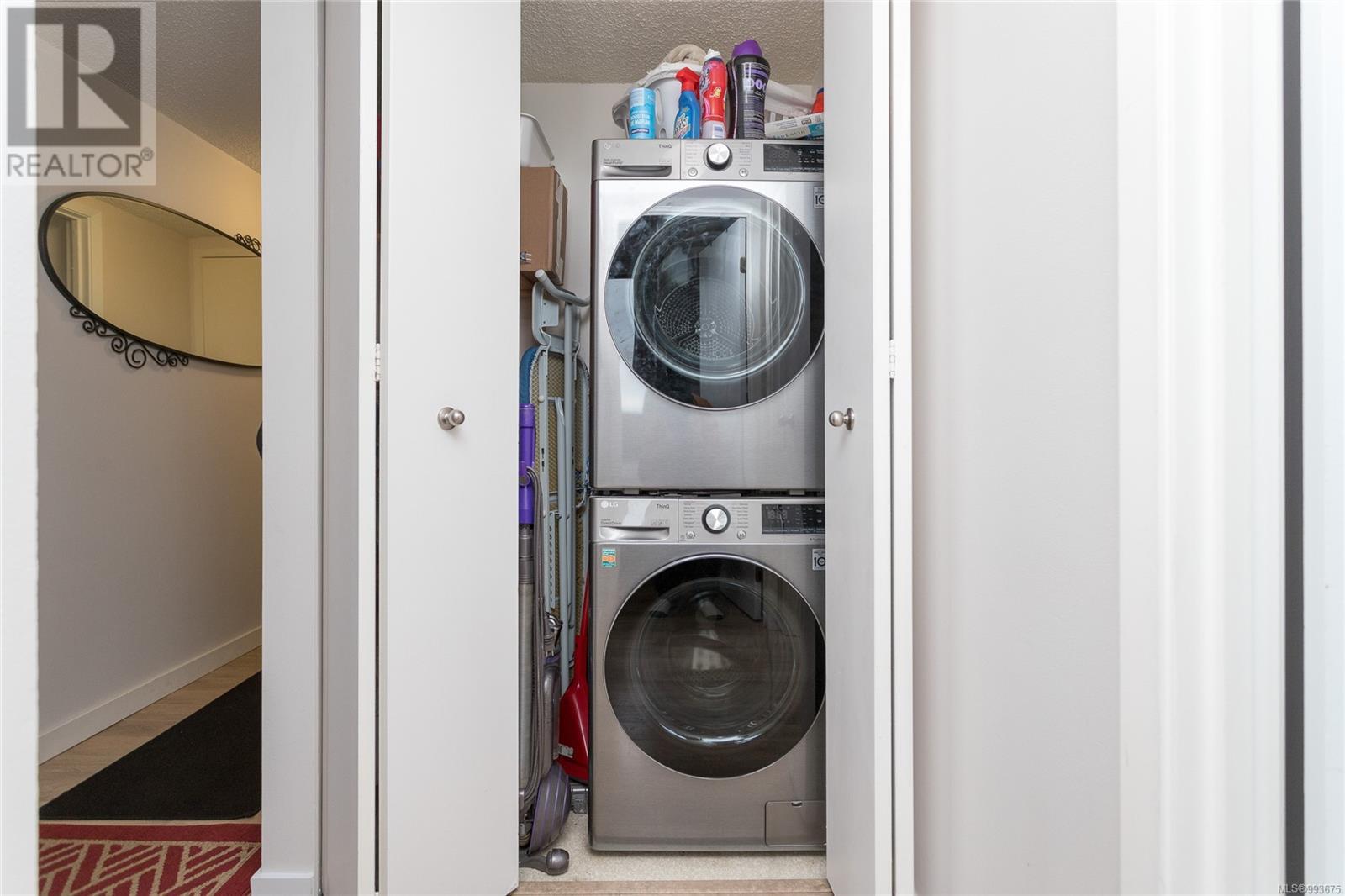 1202 327 Maitland St Property Photo 24